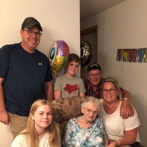 Meet your Posher, Stacey